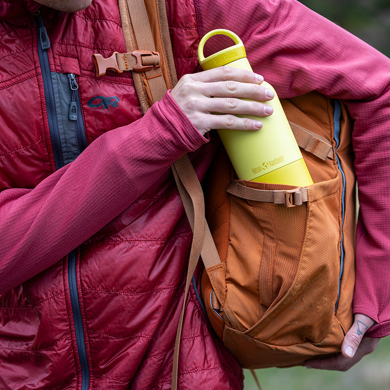 20oz-rise-classic-with-arch-loop-cap-f8 20oz_rise_classic_insulated_bottle_acacia_backpack_square.jpg