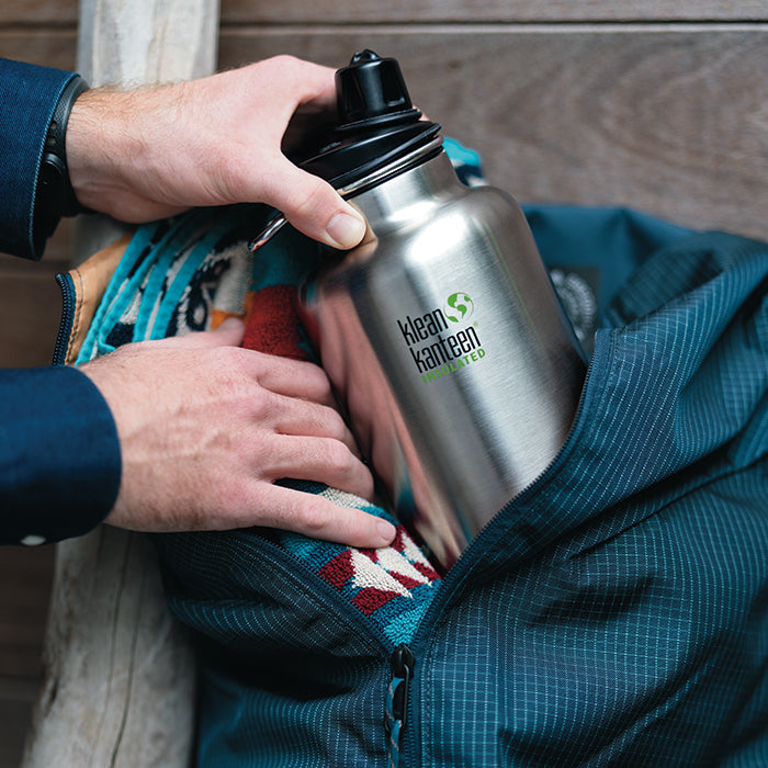 tkwide-chug-cap-q6 K64TKWSSL-BS-Chug-Cap-Out-of-Duffle_lifestyle.jpg