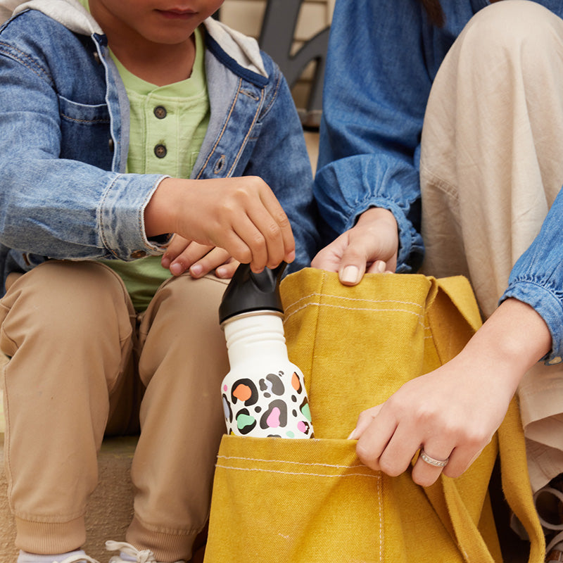 12oz-kid-s-classic-with-flip-seal-sport-cap-y8 kid_sport_flip_seal_12oz_bag_pull_square.jpg