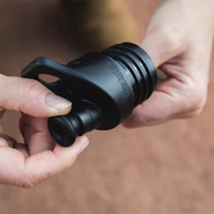 sport-cap-maintenance-kit-m1 sport_cap_maintenance_kit_pull_valve_out_lifestyle.jpg