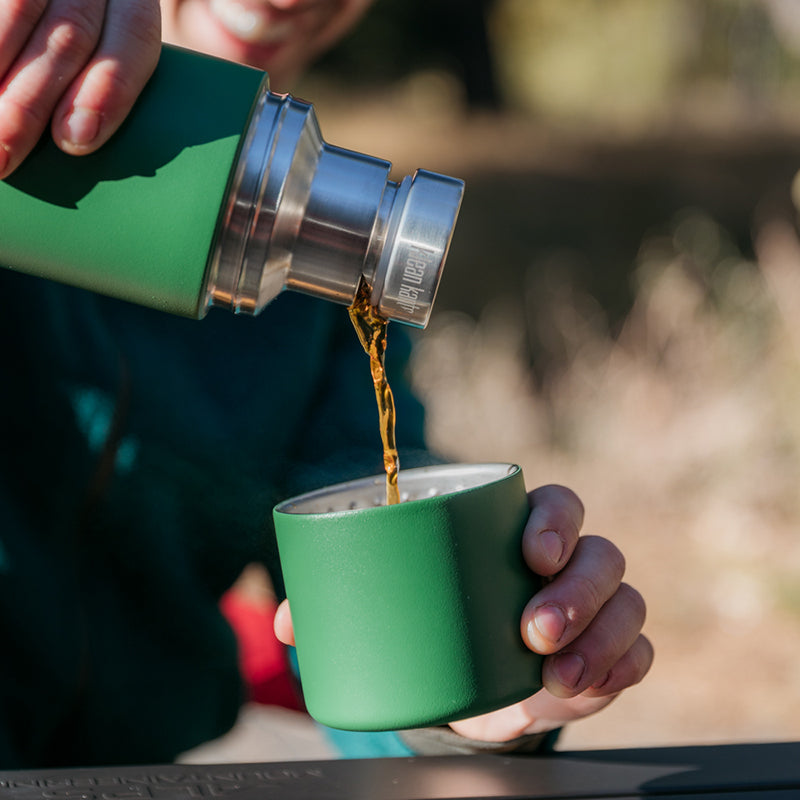 tkpro-maintenance-kit-p1 tkpro_32oz_thermos_green_pourthrough_lifestyle.jpg