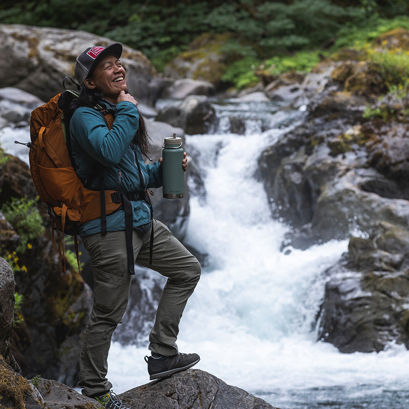 32oz-tkwide-with-twist-cap-p8 tkwide_32oz_insulated_bottle_twist_backpack_river_guy_square.jpg